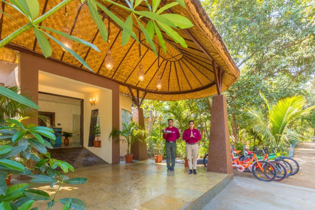 Sterling Padam Pench Otel Khawāsa Dış mekan fotoğraf
