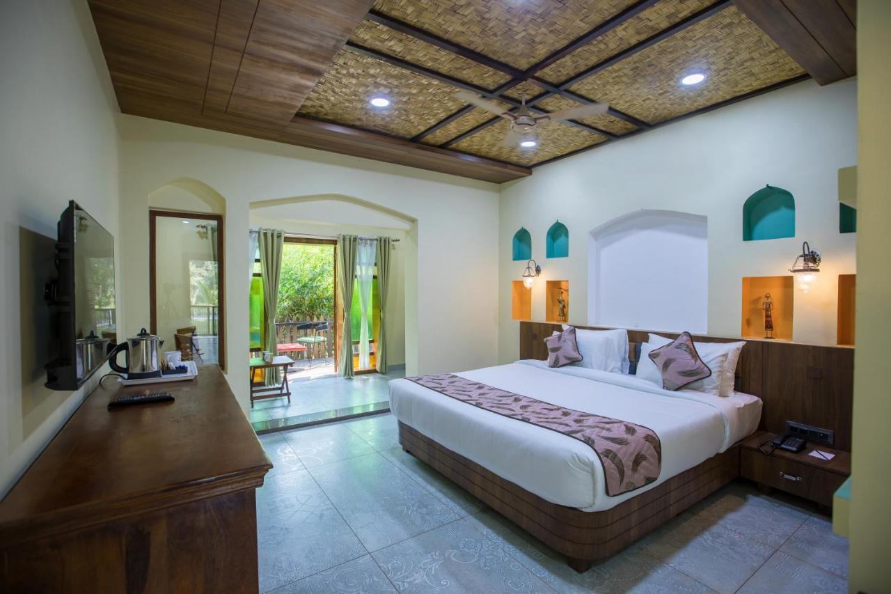 Sterling Padam Pench Otel Khawāsa Dış mekan fotoğraf