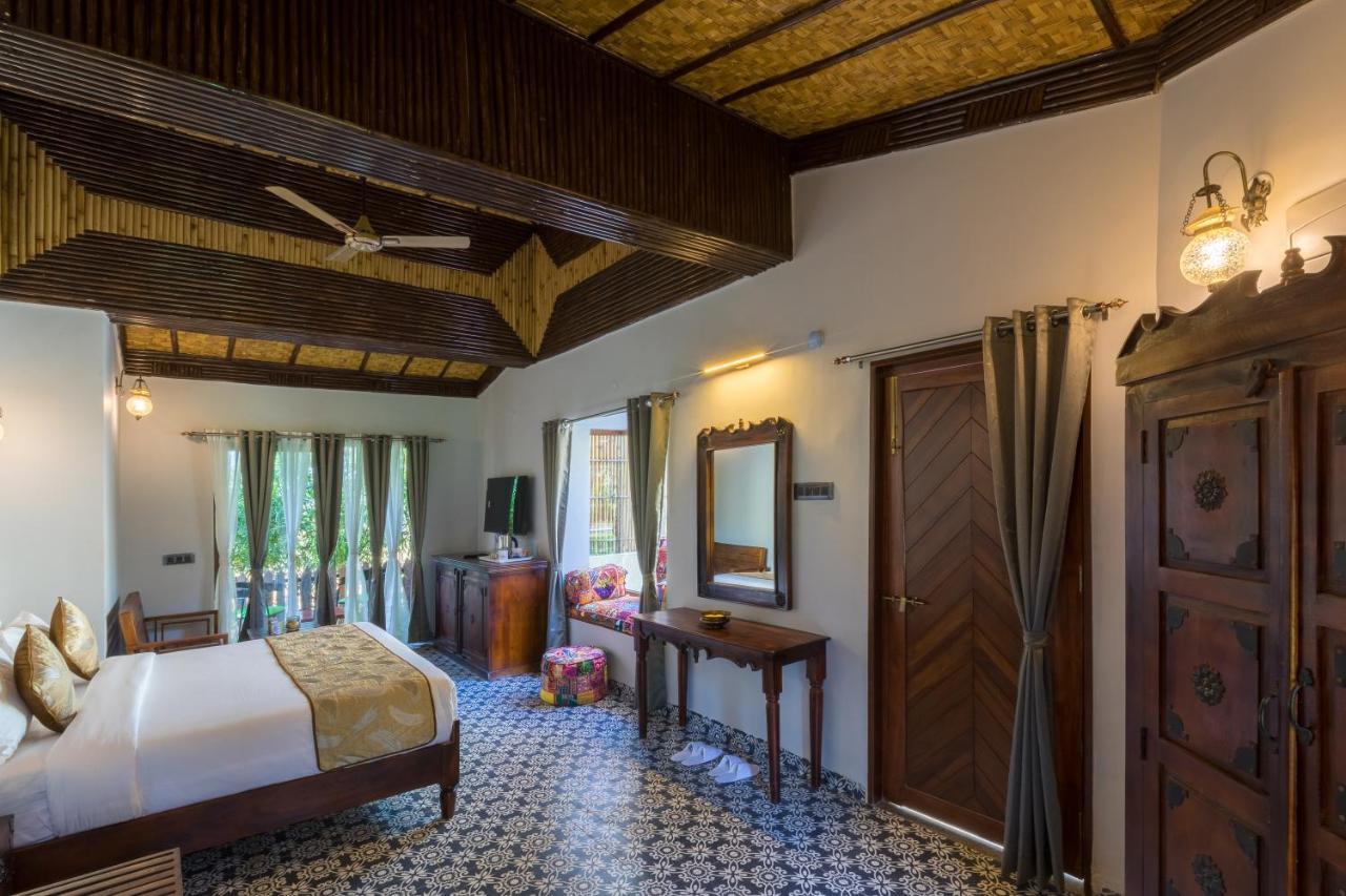 Sterling Padam Pench Otel Khawāsa Dış mekan fotoğraf