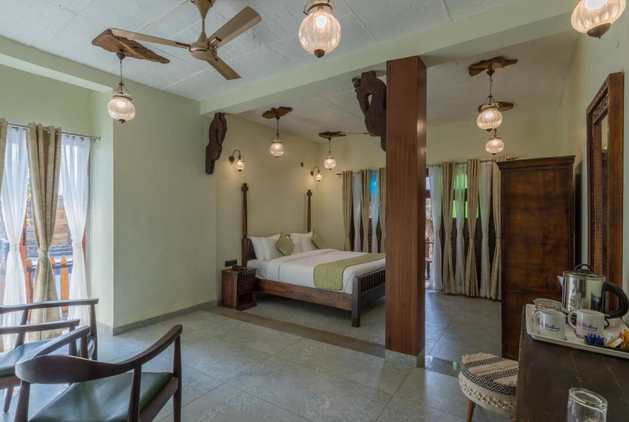 Sterling Padam Pench Otel Khawāsa Dış mekan fotoğraf