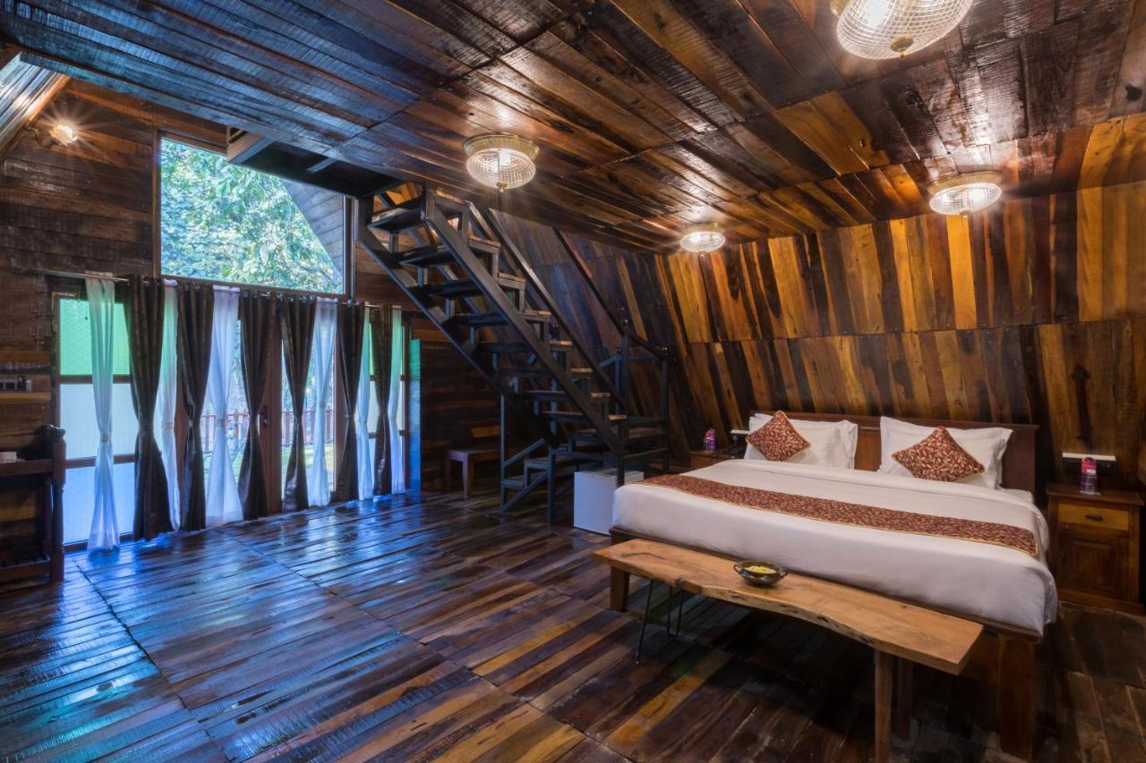 Sterling Padam Pench Otel Khawāsa Dış mekan fotoğraf