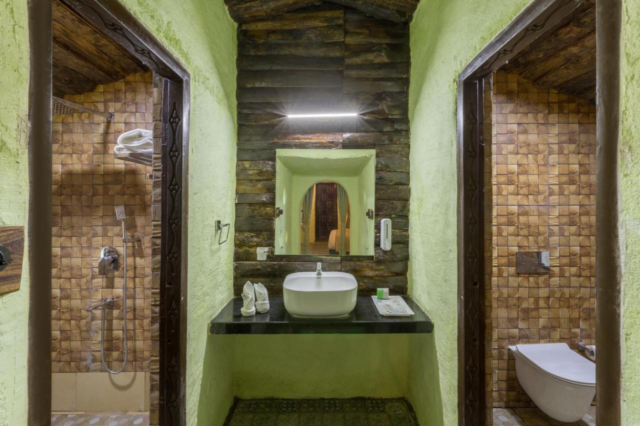 Sterling Padam Pench Otel Khawāsa Dış mekan fotoğraf