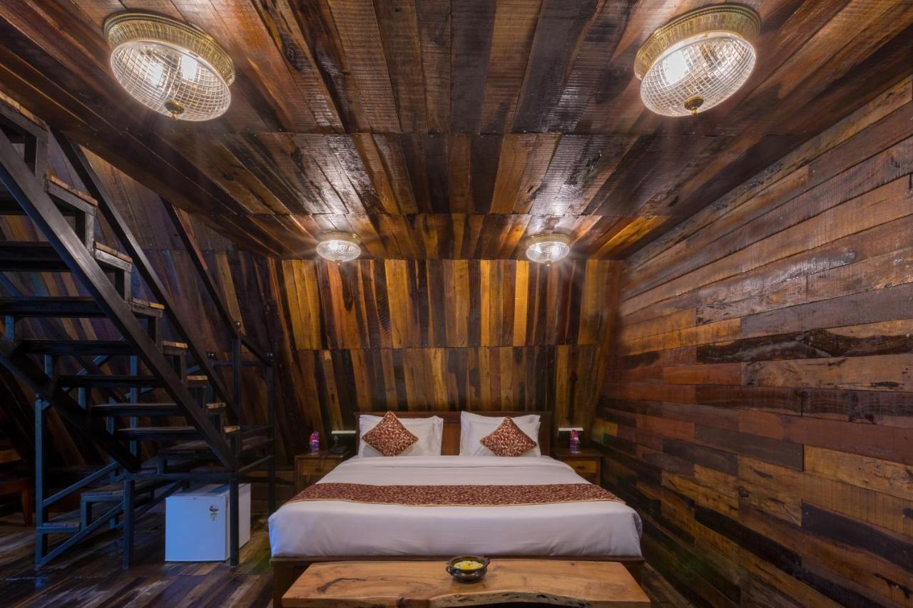 Sterling Padam Pench Otel Khawāsa Dış mekan fotoğraf