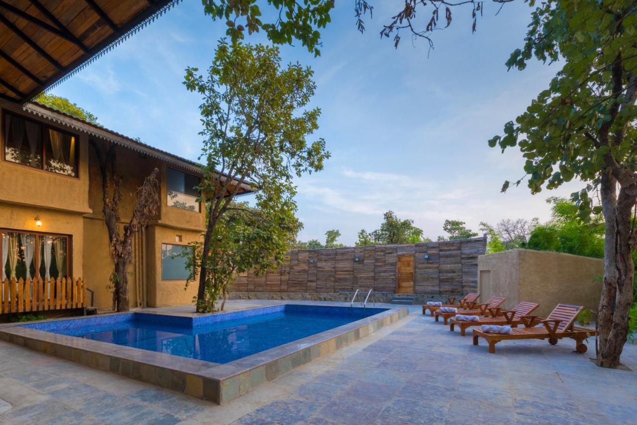 Sterling Padam Pench Otel Khawāsa Dış mekan fotoğraf
